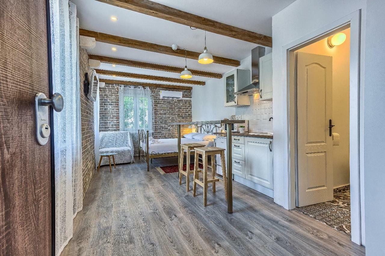 Charming Studio Apartment Split Eksteriør billede